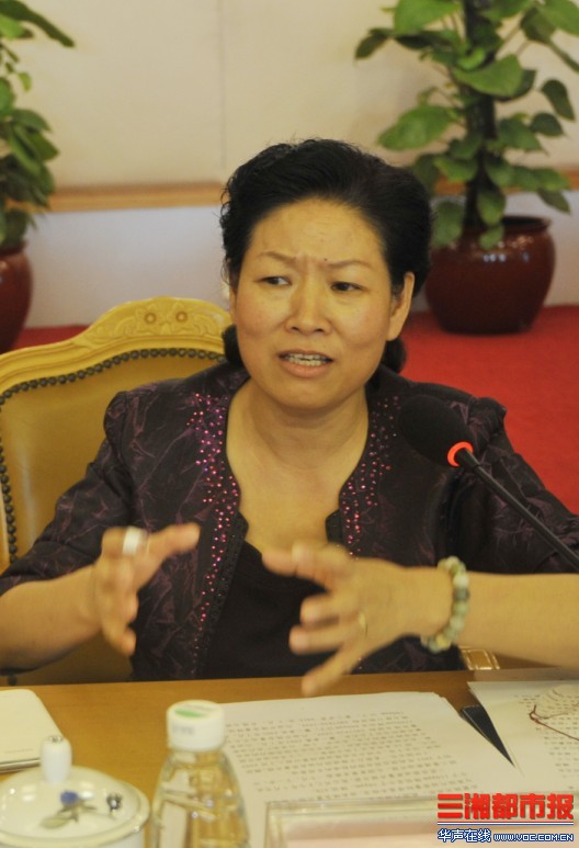 潘桂妹:在石化行业的"男人堆"裏显尽巾帼商海豪情