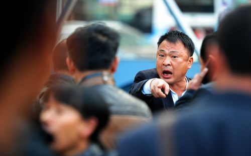 长沙火车站黑车拉客猖獗