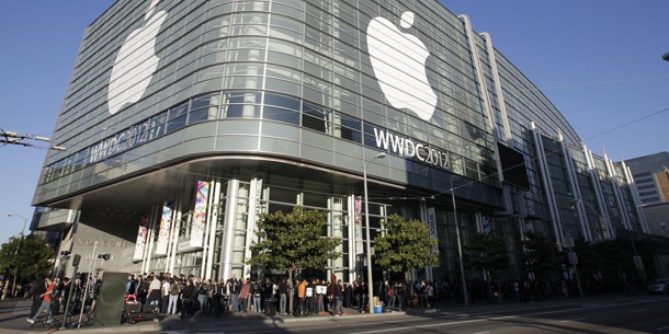 2,美国苹果公司 行业:科技   2012年盈利 417.3亿美元