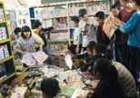 孩子收到2000本图书