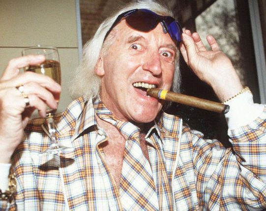 萨维尔英国广播公司(bbc)已故主持人萨维尔中新社伦敦6月26日电 英国