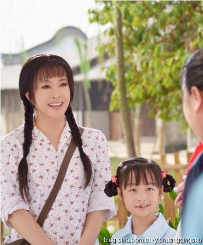 丫头你真水!看刘晓庆毁尽三观的扮嫩角色