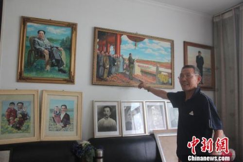 七旬老汉望做裸模:成不了画师愿当模特/图 - 社会百态 - 华声新闻