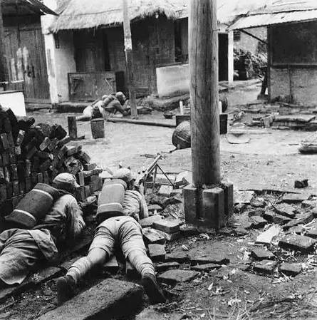 20,1943年,日军在湖南省益阳南县厂窖惨案,3天屠杀了3万多中国人,是