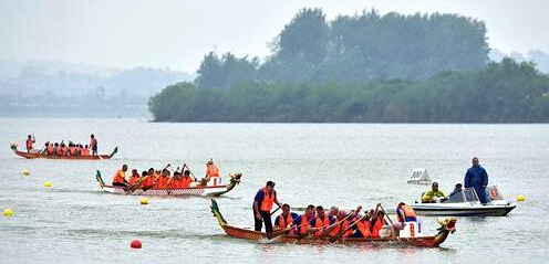 王群周德睿：劲头不减 乘势而上确保旅游节圆满成功