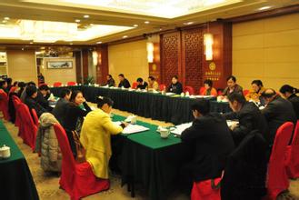 省政协委员分组讨论政协常委会工作报告和提案工作报告
