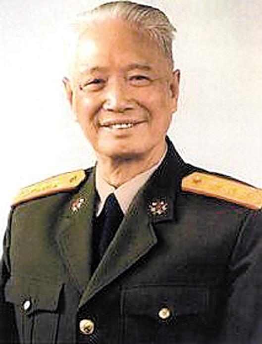 张震将军与客家母亲:曾怀揣20块钱回家探母