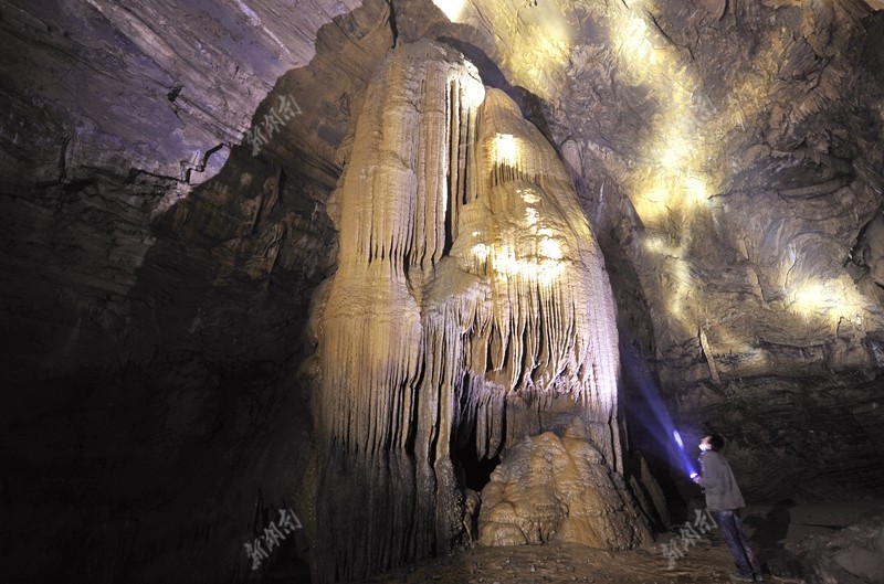 2月19日,花垣县双龙镇十八洞村,夜郎十八洞中深处,犹如人形
