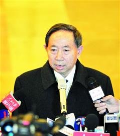 袁贵仁：各地可根据实际选择多校划片