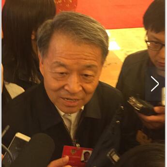 杨传堂：专车规范管理“我比你们都着急”