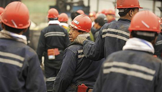人社部：去产能内退职工由企业发放生活费并缴纳基本保险