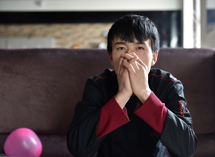 王彦龙今年18岁,在2014年辍学,当时在县职中读高一,问起为什么辍学