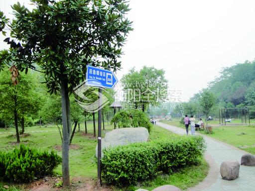 湖南在線 市州精選 > 正文分別為:虎形山公園,苗圃公園,船山公園,太陽