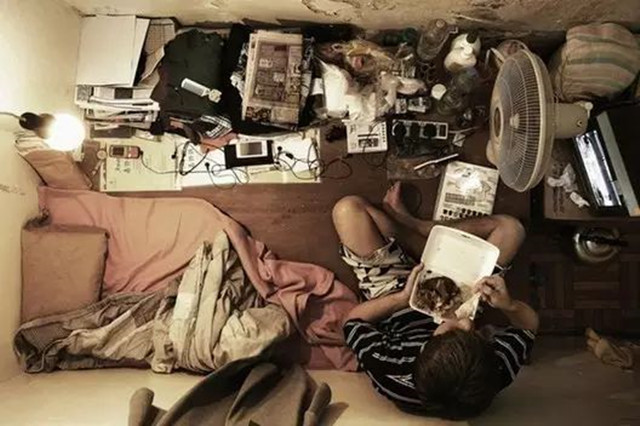 2016香港房奴真实生存状态:压力甩北上广深几条街!