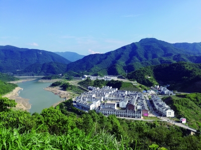 最美村镇丨石门仙阳湖：青山如黛立画屏