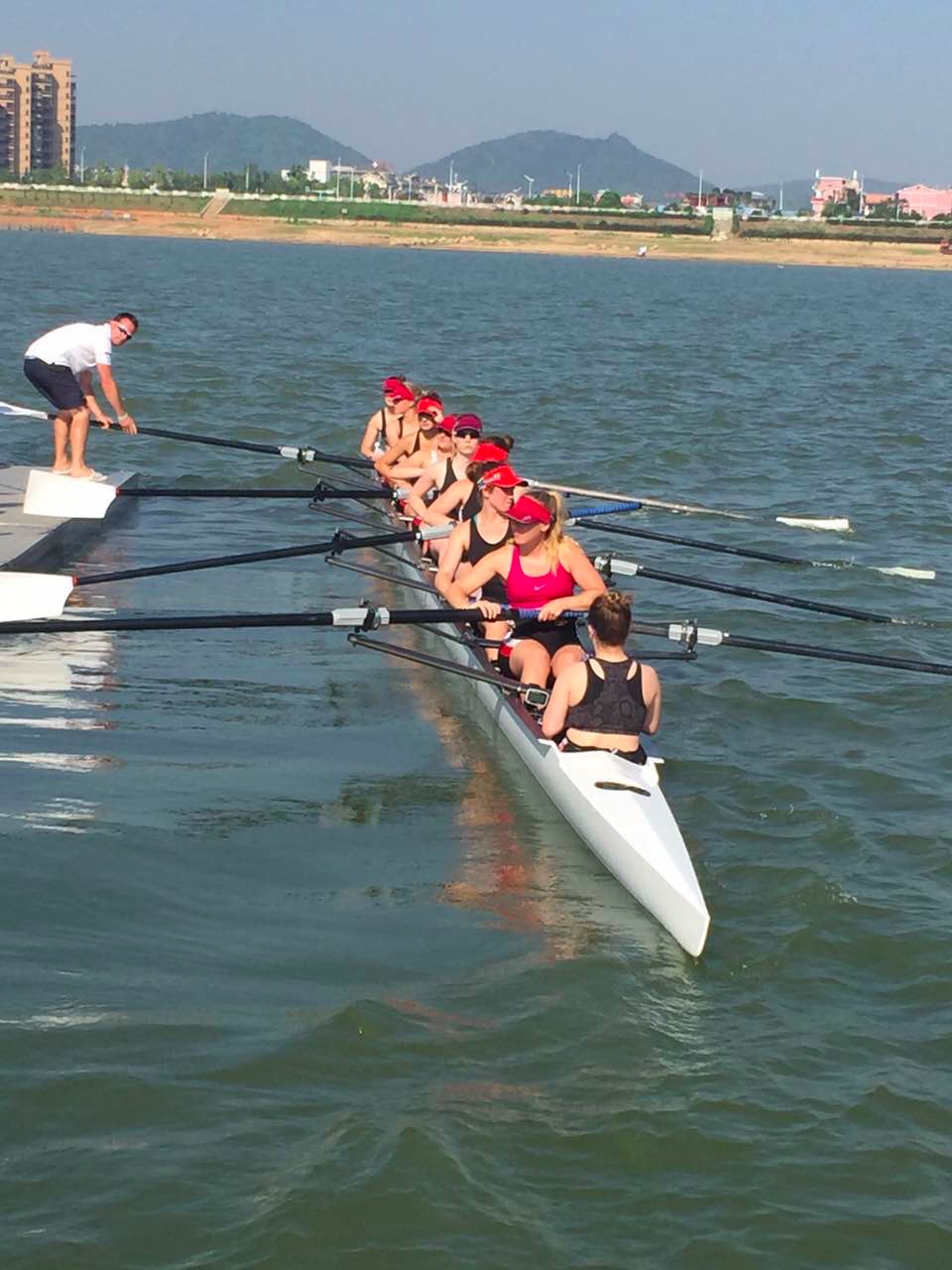 第五组:西安电子科技大学4:49 天津科技大学4:27s 英国华威大学4:04s