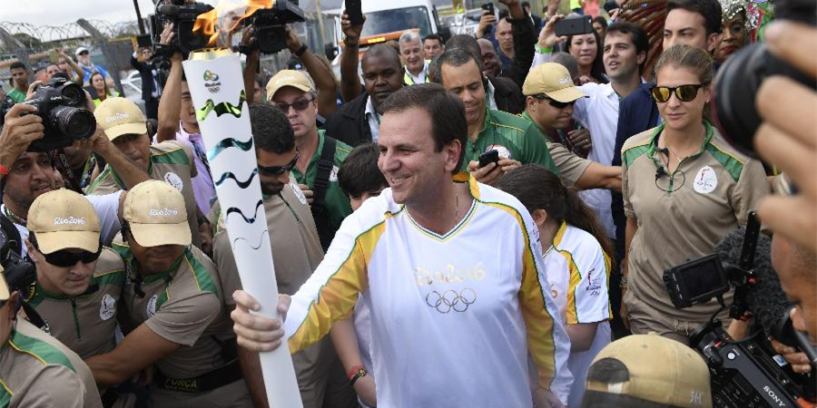 奥运圣火即将迎来“亲吻”主火炬的高光时刻