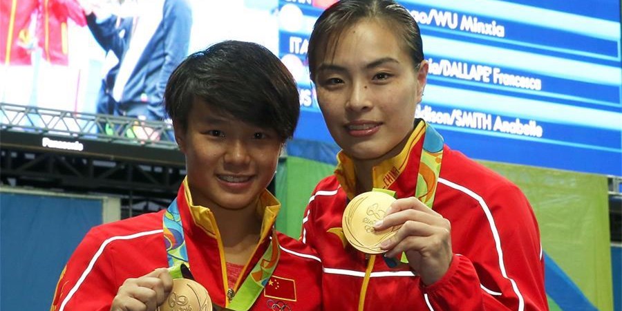 跳水女子双人三米板：吴敏霞和施廷懋夺冠