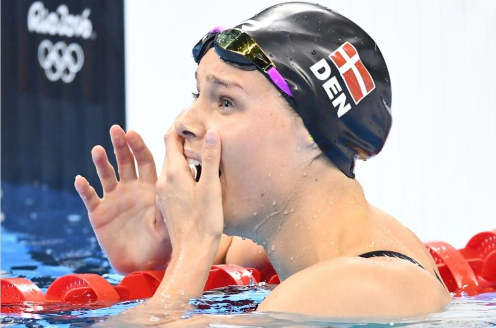 女子50米自由泳：丹麦选手夺冠