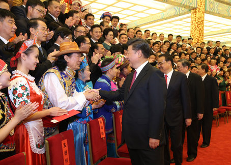 第五届全国少数民族文艺会演开幕式晚会在京举行