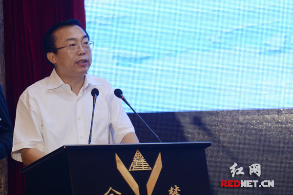 ISO/TC96年会首次在中国举办 向力力推介“湖南智造”