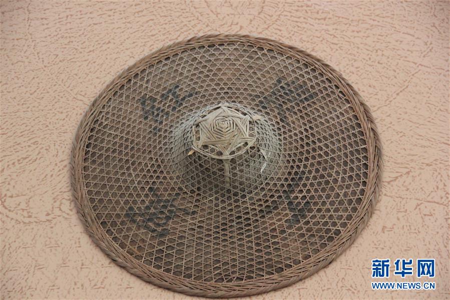 长征中红军军装是什么样子