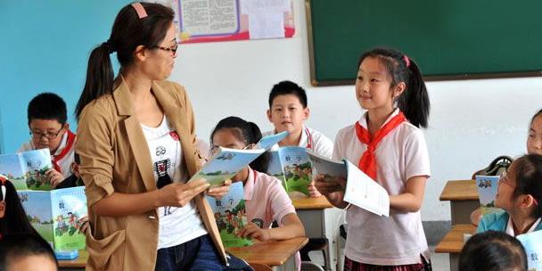 湖南中小学教师职称改革：让教师更有“成就感”