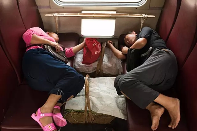 京广线上最"袖珍"的火车——菜农专列