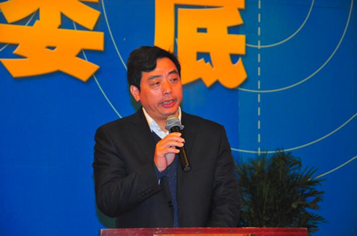 娄底市委常委,市委宣传部部长吴建平主持发布会