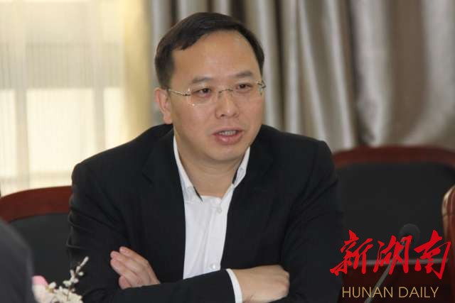 半月谈对话湘潭市长谈文胜:舍得放下去,敢于动奶酪