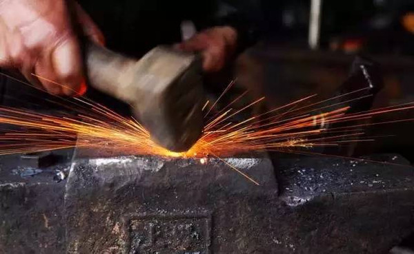 诗歌丨靖港古镇的金记铁铺