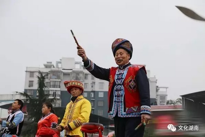 肖泽贵三棒鼓图片