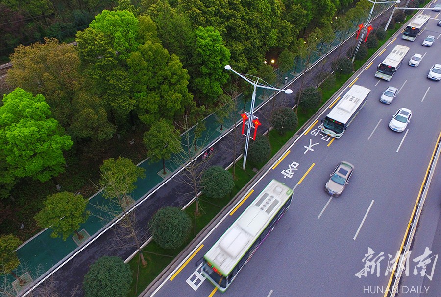 岳常高速公路图片