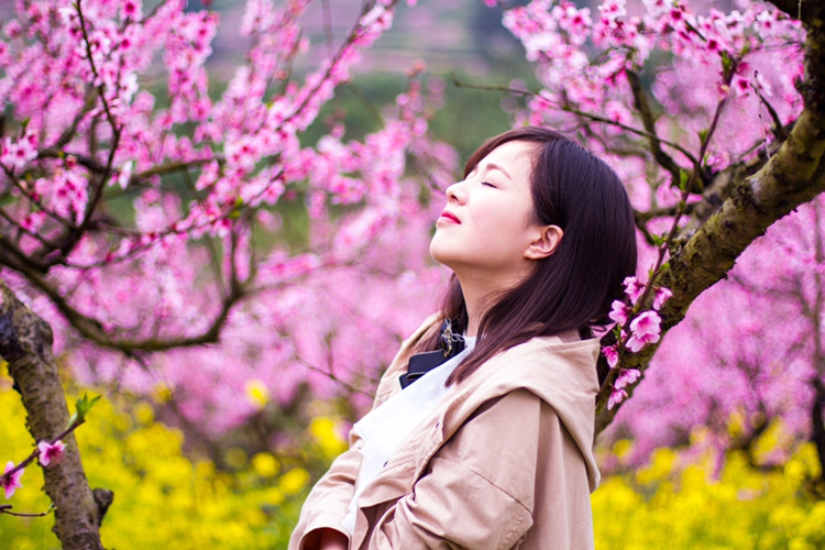 春天里的花姑娘 - 美女 - 新湖南