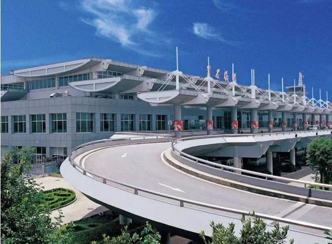 改委批复,要求长沙市第三轮规划建设项目要与黄花机场,城际铁路金桥站