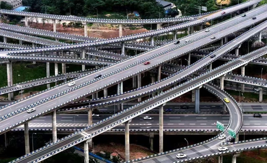 航拍重庆最复杂立交桥共5层15条匝道