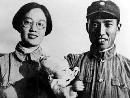 党史故事 | 左权之女左太北：抗战中父亲的三个角色