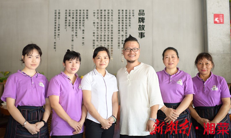 丁建国:天涯浪子成大师