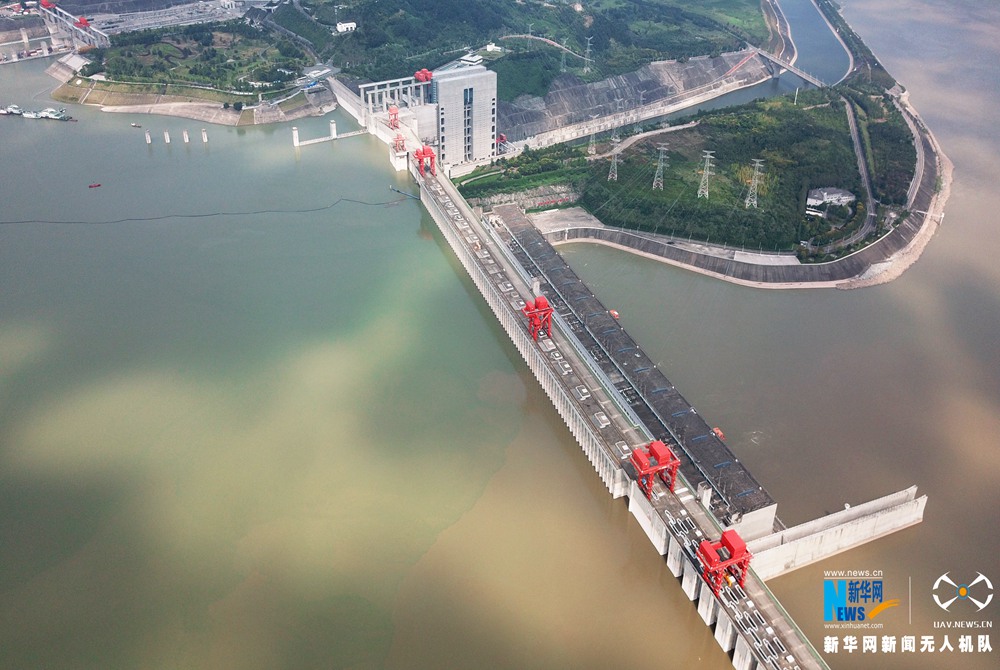 航拍世界第一大水电工程——三峡大坝