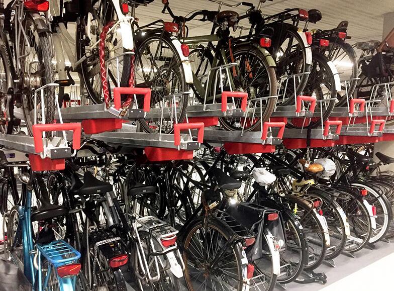 能停超过万辆！世界上最大的自行车停车库在荷兰开幕