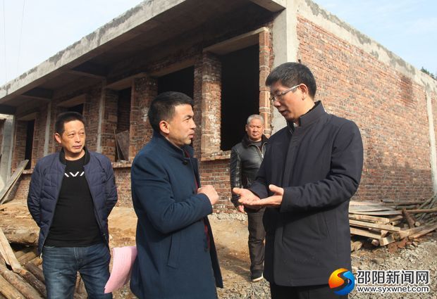 刘事青赴邵阳县宣讲十九大精神并开展脱贫攻坚“三走访三签字”活动