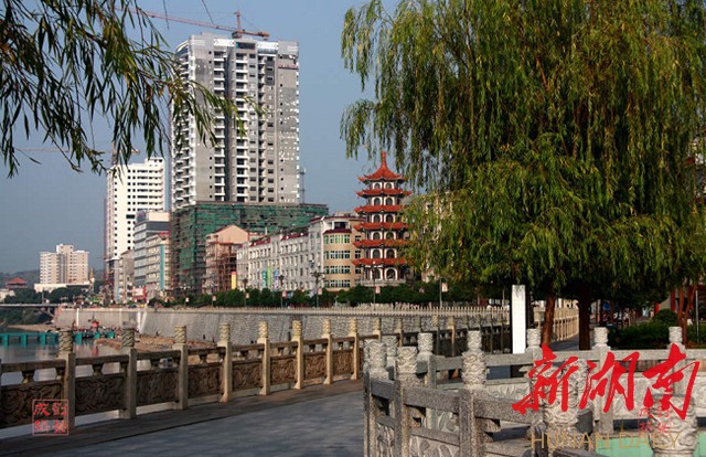 "老司机"逛县城 - 新湖南客户端 - 新湖南