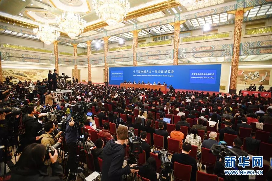 精华版丨面对15个热点问题，李克强总理的回答很给力！