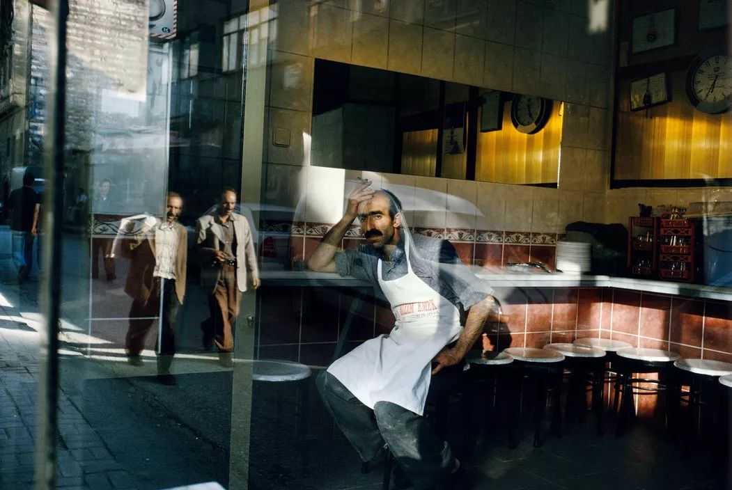 马格南摄影大师alex webb:色彩街头