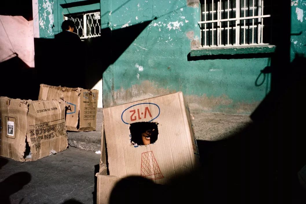 马格南摄影大师alex webb:色彩街头
