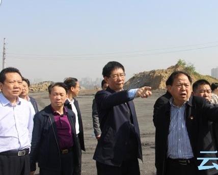 刘事青到市体育中心现场办公：高质量完成省运会准备工作