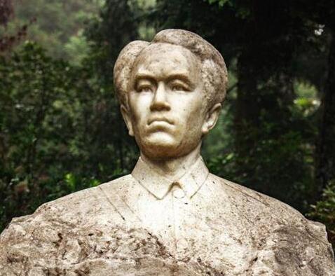 王尔琢：革命不成功，不剃头、不刮胡子