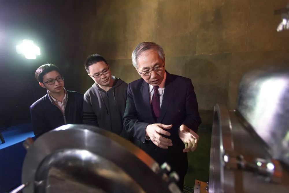 探访洞中“引力人” - 故事 - 新湖南