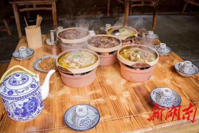 桃花源里吃什么——颐鼎居