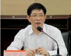 刘事青主持召开市政府2018年第11次常务会议